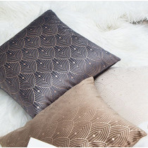 Dekoračná obliečka - AGNES čierno zlatá